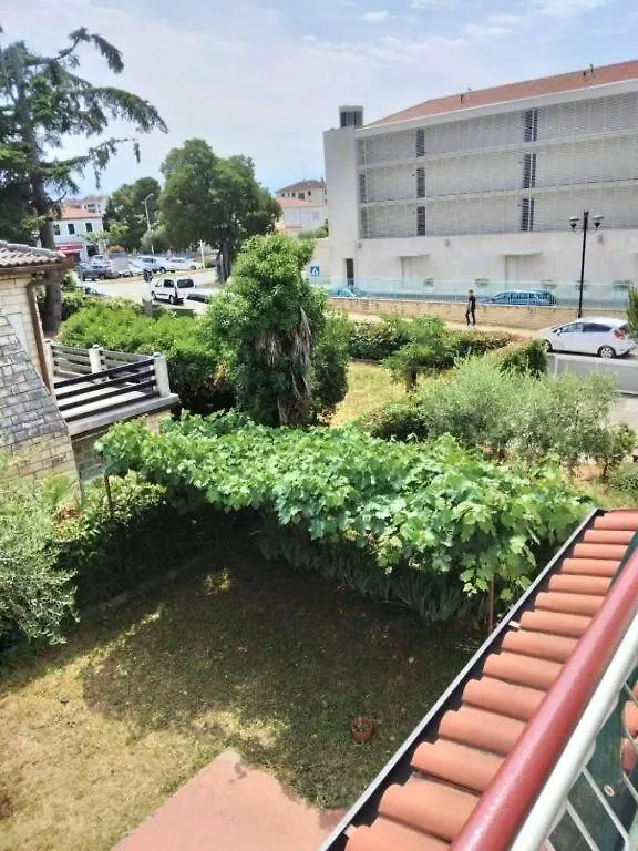 Apartments Sea Breeze Umago